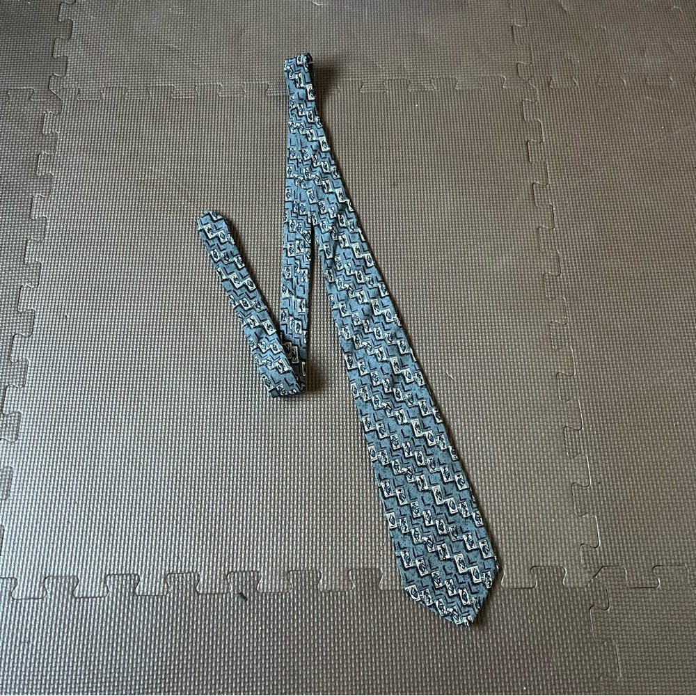 Surrey Vintage Geometric Pattern 100% Silk Blue Scarf